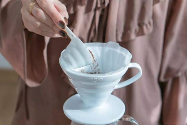 Hario V60 Dripper 02 - Blanc 1/4 tasses – Image 3